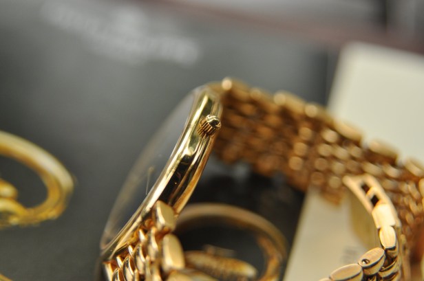 Đồng hồ Patek Philippe Ellipse mặt 31 x 35mm 3738 vàng đúc nguyên khối