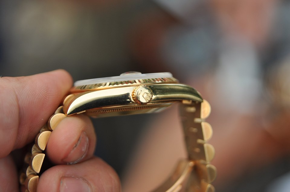 Đồng hồ Rolex 18238 Day Date mặt vi tính đính kim cương vàng đúc 18k